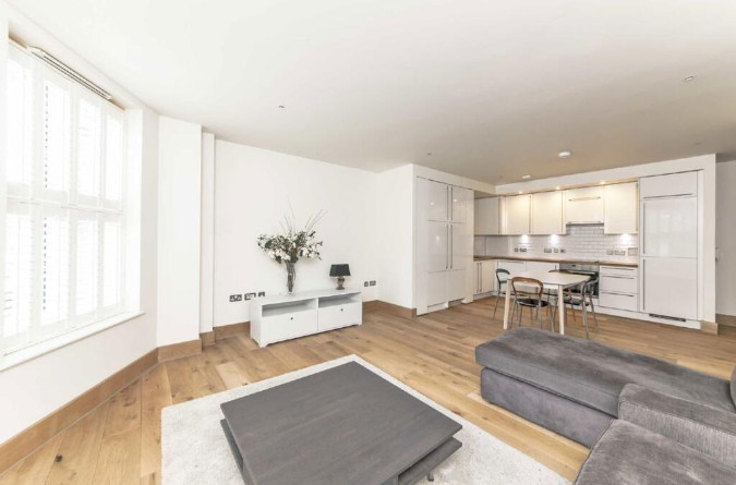 A LARGE DOUBLE ONE BEDROOM ONE BEDROOM FLAT