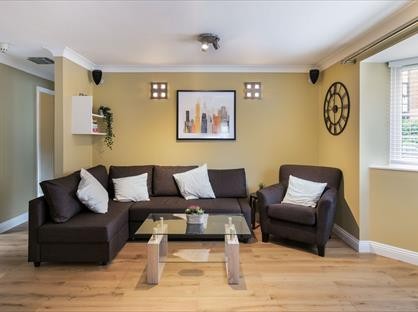 Adequate 1 bedroom flat